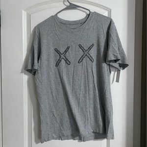 KAWS uniqlo T-Shirt